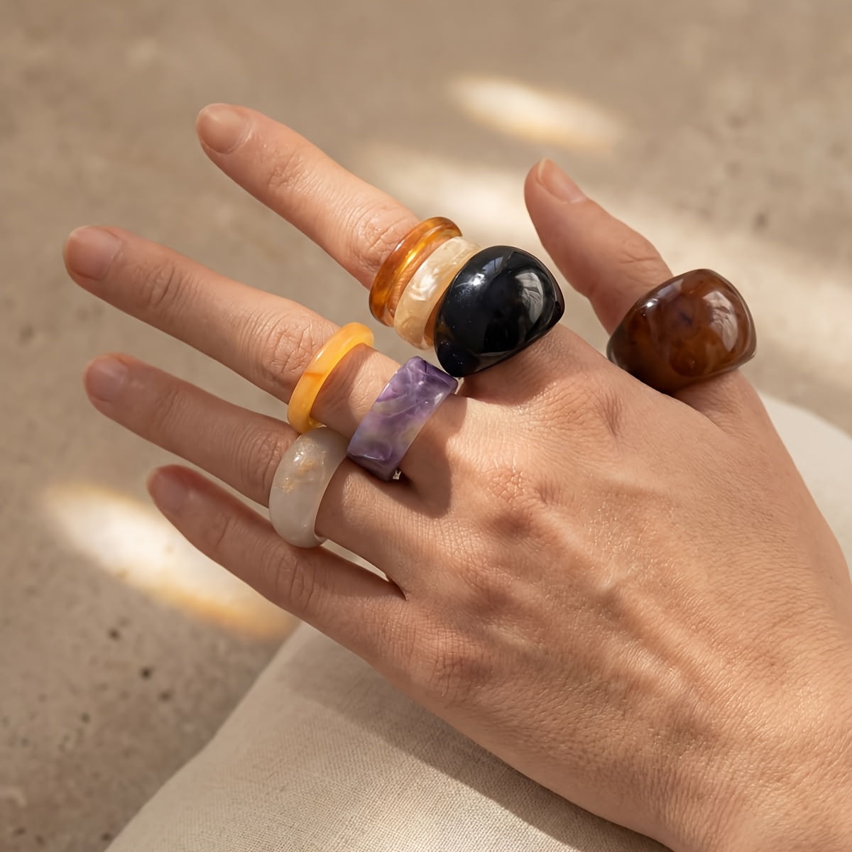 7pc Women's Trendy Elegant Resin Stackable Ring Set